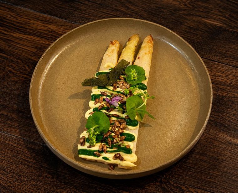Œuf 64°, crème de Petit Pois