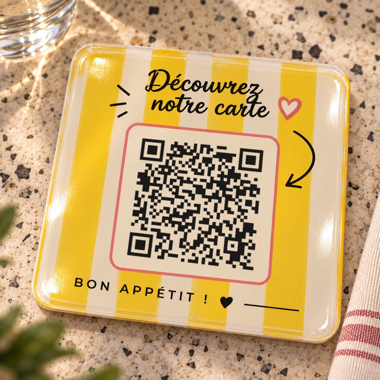 Pastille de table Madame Café, scannez pour ouvrir la carte